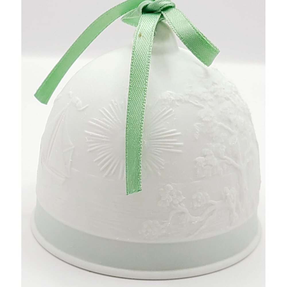 Lladró Summer Bell Ornament 17614 Mint Green Ribbon Porcelain Vtg 1992 In Box - Picture 3 of 14